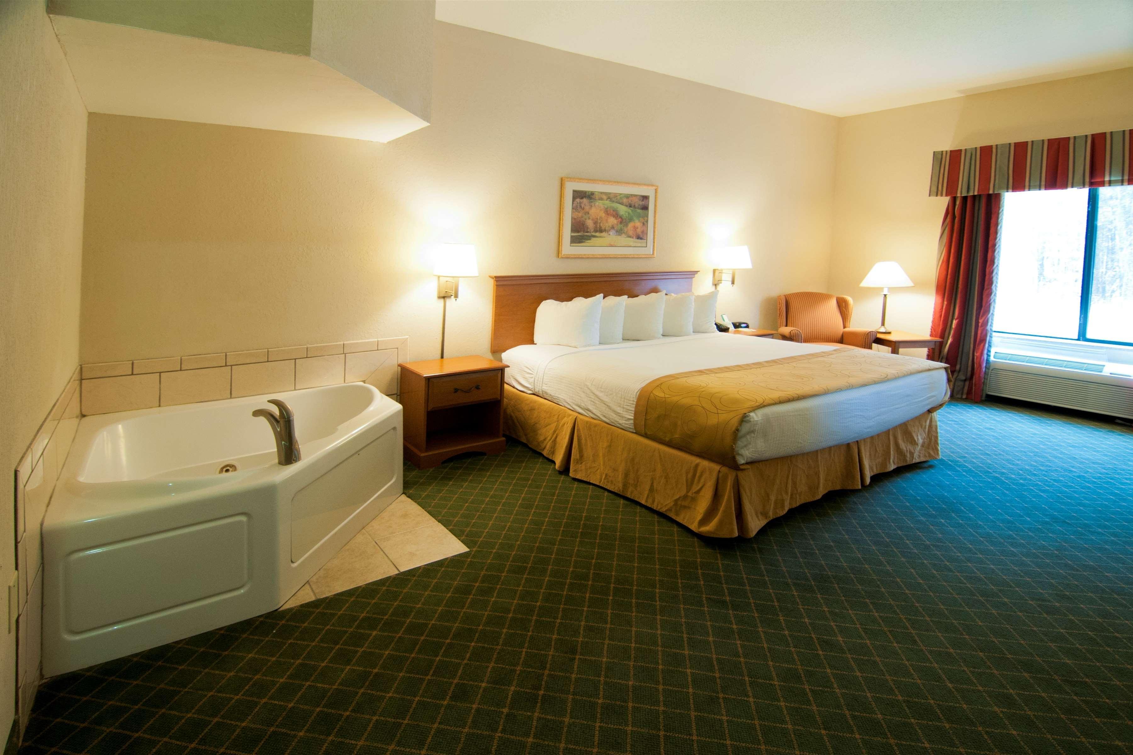 Best Western Executive Inn - Latta Berrys Crossroads Eksteriør bilde