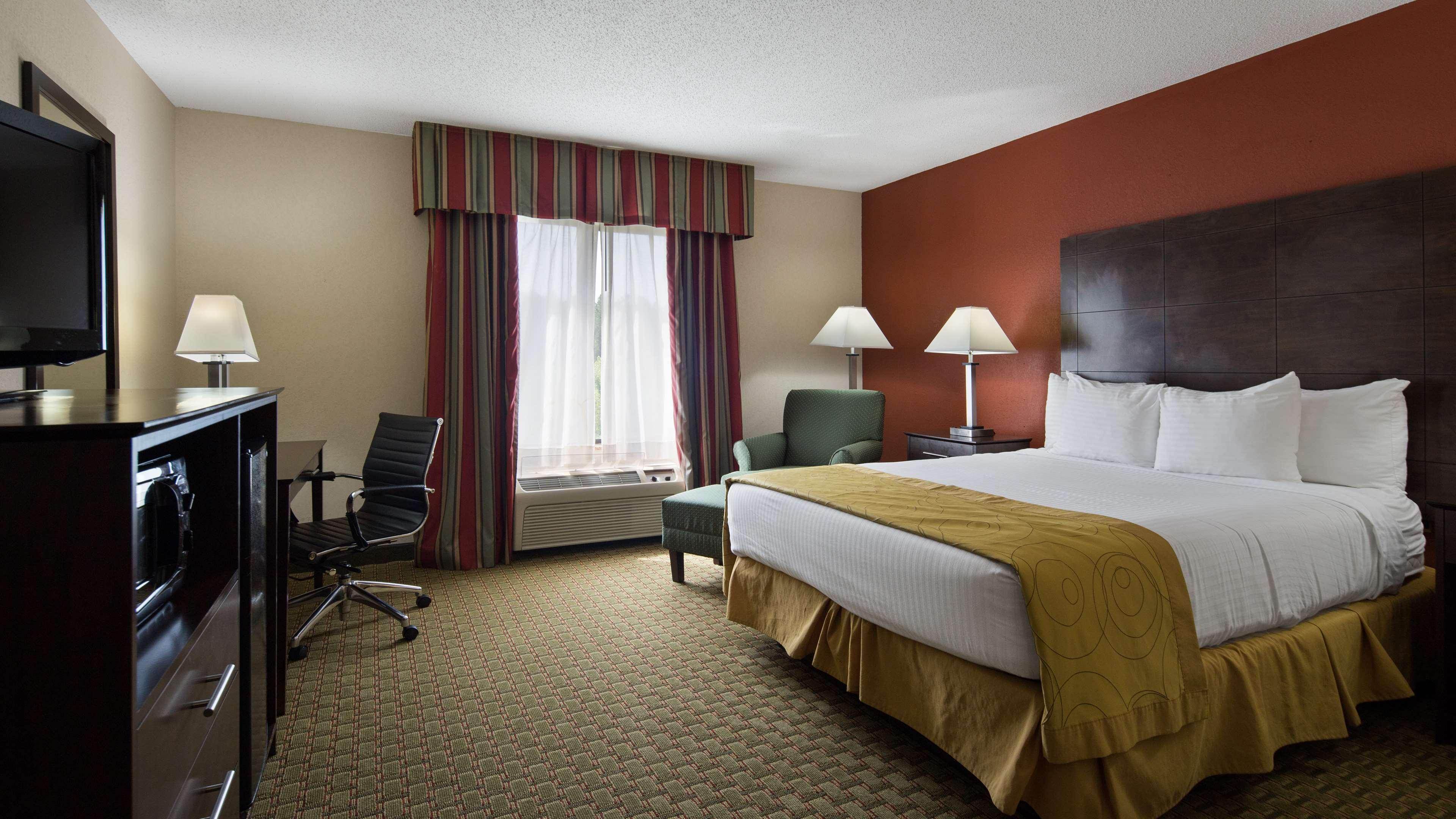 Best Western Executive Inn - Latta Berrys Crossroads Eksteriør bilde