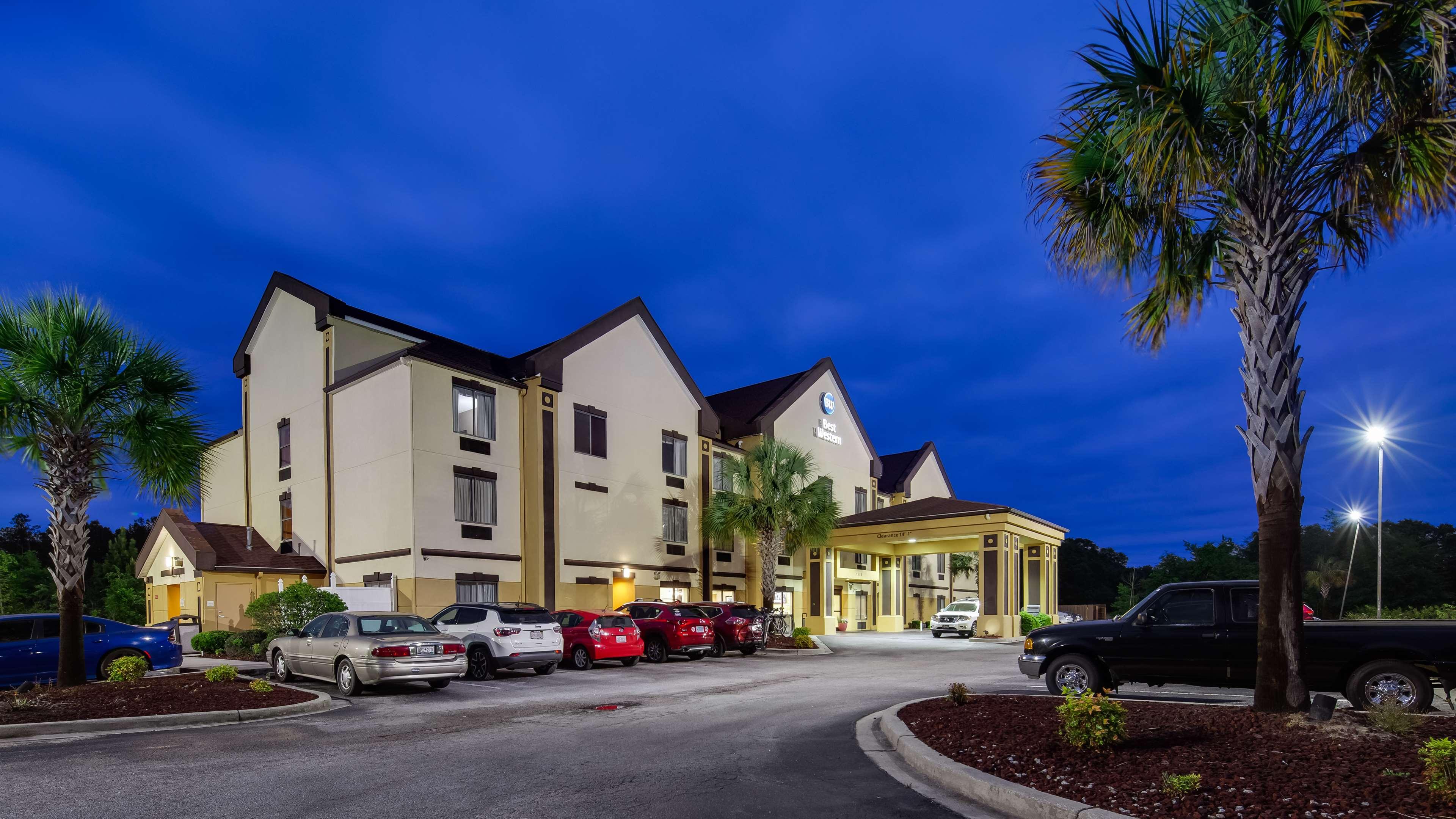 Best Western Executive Inn - Latta Berrys Crossroads Eksteriør bilde