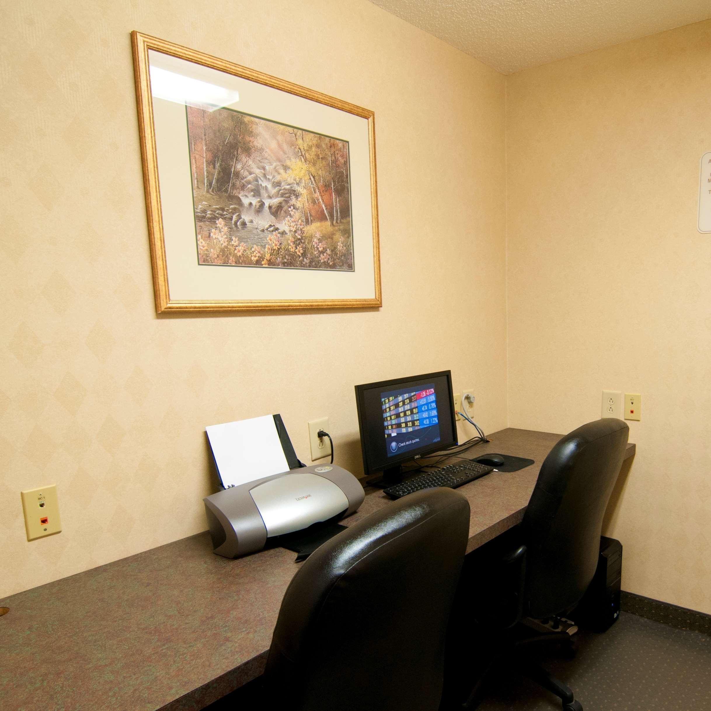 Best Western Executive Inn - Latta Berrys Crossroads Eksteriør bilde